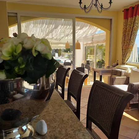 Santa Giusta Hotel Perinaldo