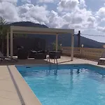 Santa Giusta Ξενοδοχείο *